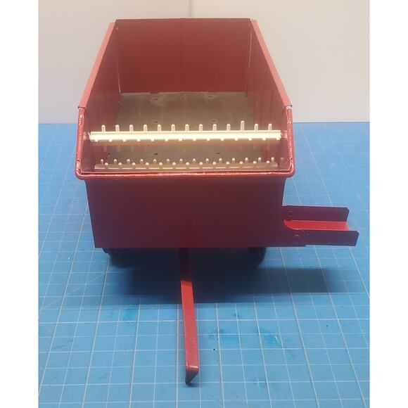 Ertl Red IH Forage Wagon 1/16 Custom - Picture 3 of 7